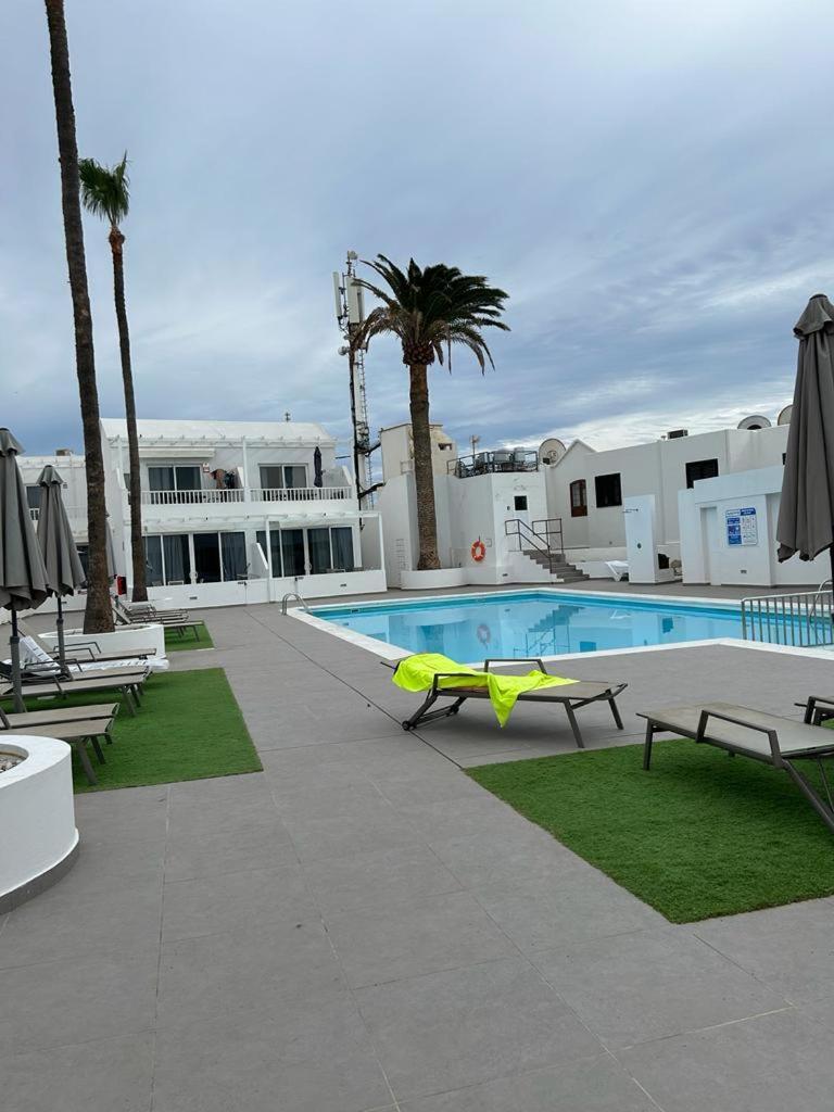 Puerto Del Carmen Airconditioned 2Bed Poolside Apt Exterior photo